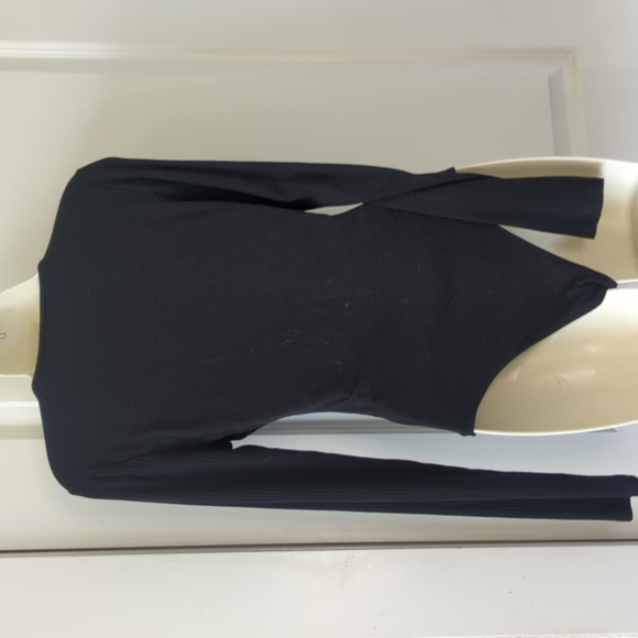 Lulu's Floral Applique Bodysuit - Picture 4 of 10